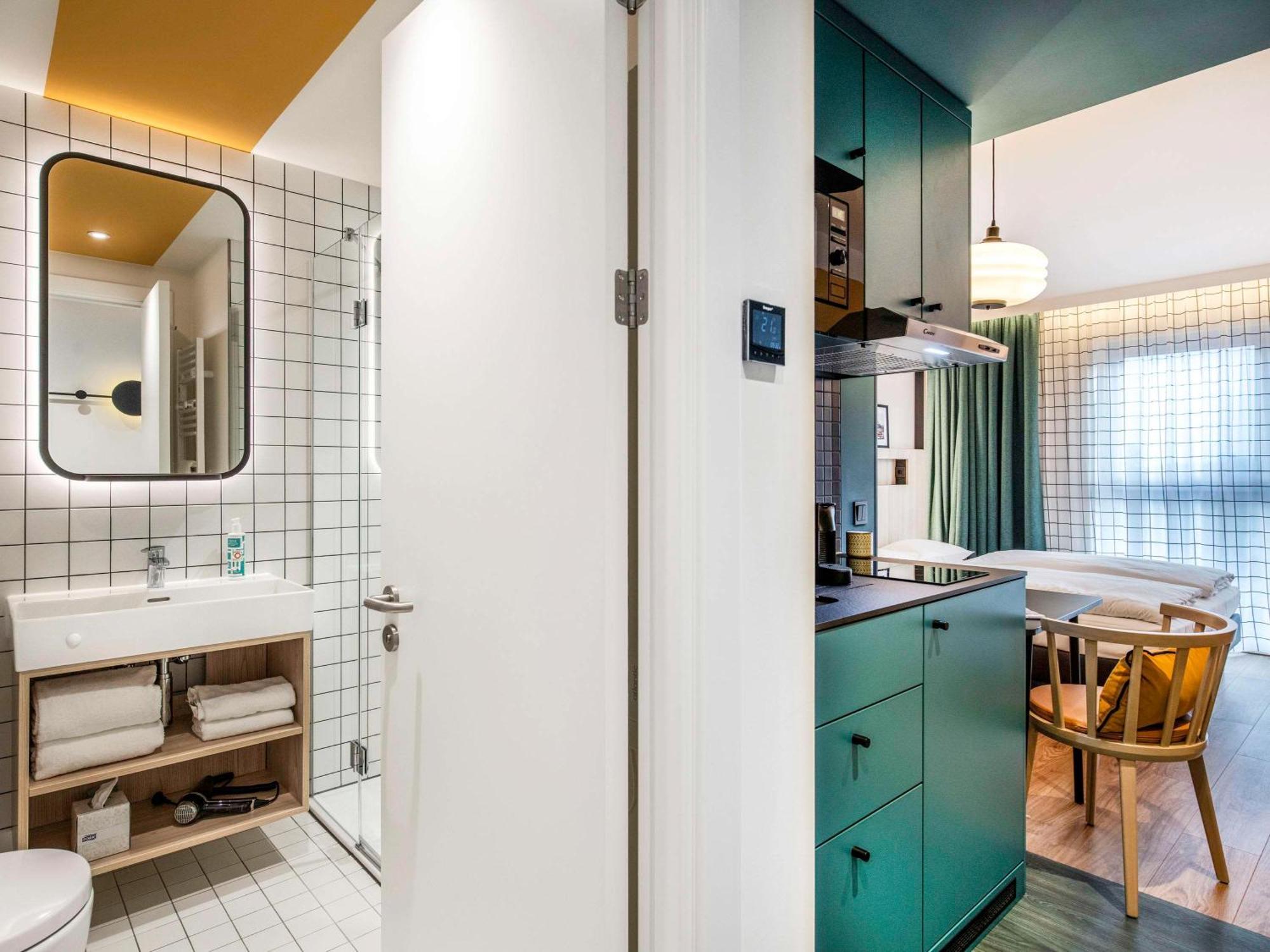 Aparthotel Adagio Access Porte De Camargue Сен-Мартен-де-Кро Экстерьер фото